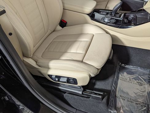 Used 2021 BMW X3 xDrive30i w/ Premium Package image 25