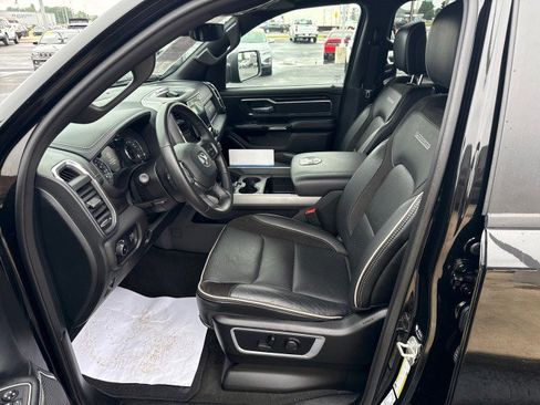 Used 2024 RAM 1500 Laramie image 7