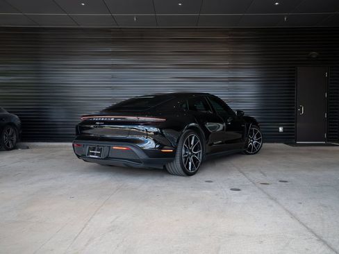 Certified 2025 Porsche Taycan RWD image 7