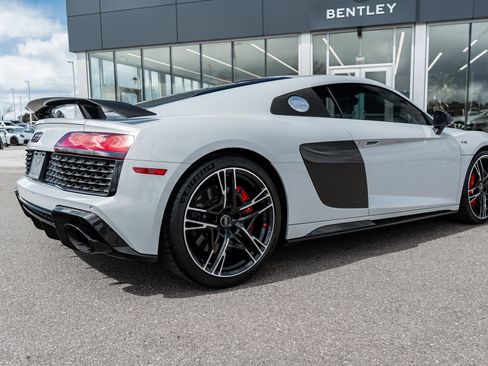 Used 2022 Audi R8 V10 performance image 13