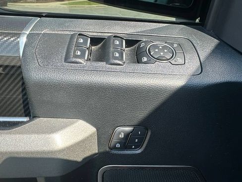 Used 2019 Ford F150 Raptor w/ Equipment Group 802A Luxury AWD/4WD image 7