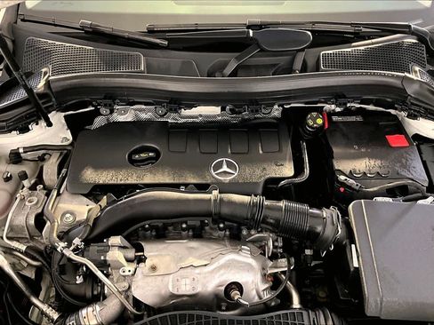 Used 2023 Mercedes-Benz GLA 250 4MATIC image 30