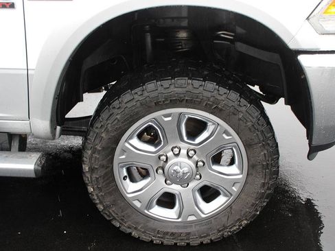 Used 2018 RAM 2500 Laramie w/ Convenience Group image 4