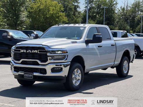 New 2026 RAM 3500 Big Horn AWD/4WD image 4