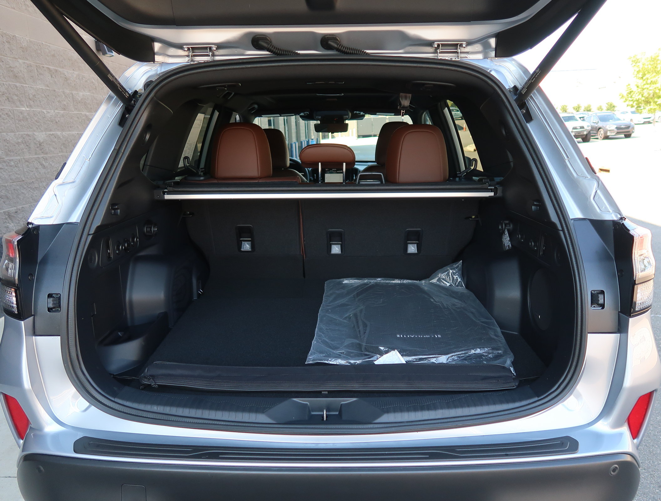 Certified 2026 Subaru Forester Touring w/ Touring Hybrid Package AWD/4WD image 35