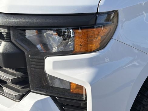 Used 2024 Chevrolet Silverado 1500 Custom image 42