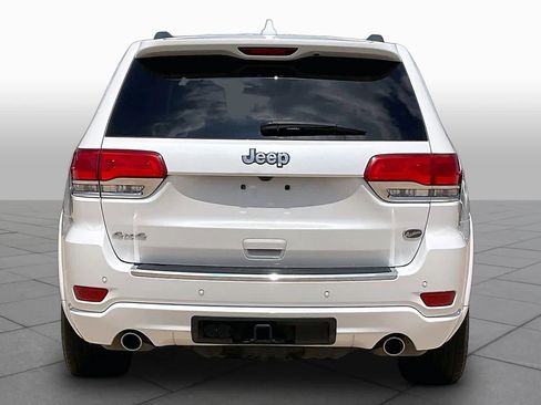 Used 2018 Jeep Grand Cherokee Overland AWD/4WD image 6