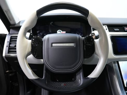Used 2022 Land Rover Range Rover Sport SVR image 39
