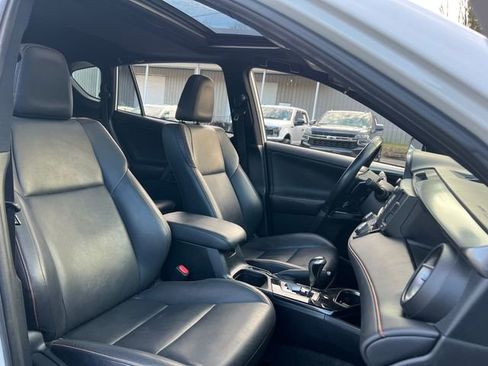 Used 2016 Toyota RAV4 SE image 30