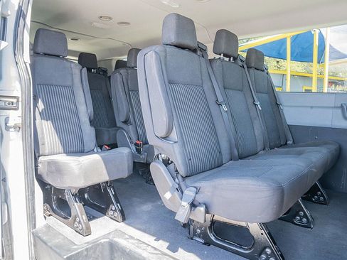 Used 2018 Ford Transit 350 XLT image 21