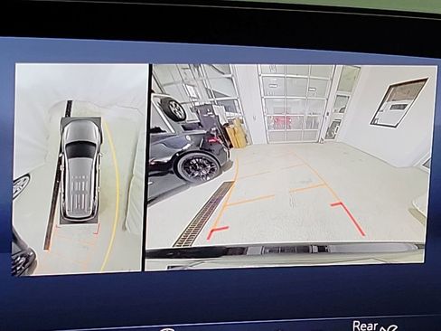 Used 2025 Buick Enclave Avenir w/ Super Cruise Package image 16