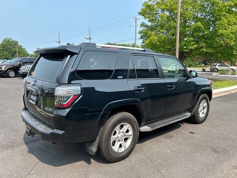Used 2020 Toyota 4Runner SR5 RWD image 3