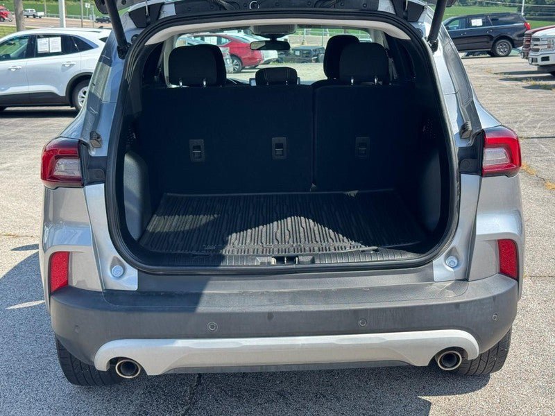 Used 2023 Ford Escape Active w/ Tech Pack #1 FWD image 5