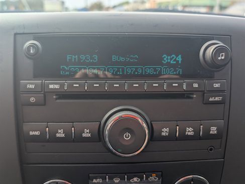 Used 2012 Chevrolet Silverado 2500 LT w/ Z71 Appearance Package image 21