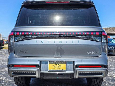 New 2026 INFINITI QX80 Luxe image 5