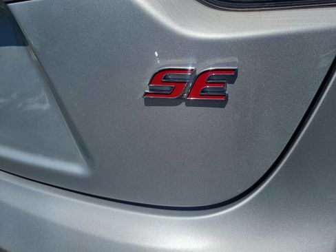 Used 2020 Toyota Corolla SE FWD image 8