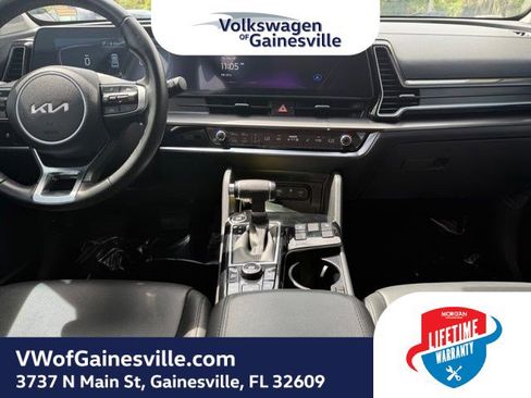 Used 2025 Kia Sportage EX FWD image 14