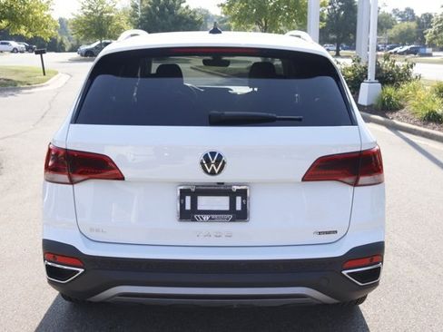 Used 2024 Volkswagen Taos SEL image 4