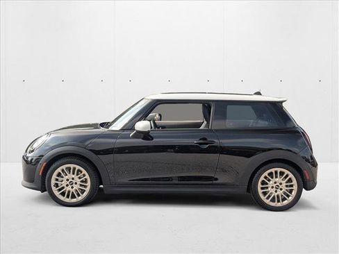 Certified 2025 MINI Cooper S image 9