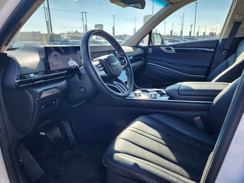 Used 2025 Genesis GV80 2.5T Standard image 9