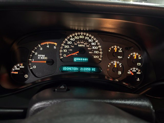 Used 2003 GMC Sierra 2500 SLE w/ Snow Plow Prep Package AWD/4WD image 24