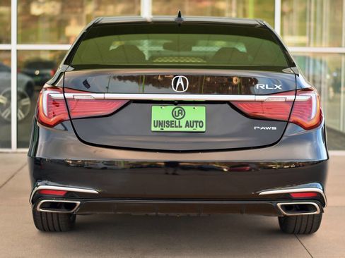 Used 2018 Acura RLX w/ Technology Package image 9