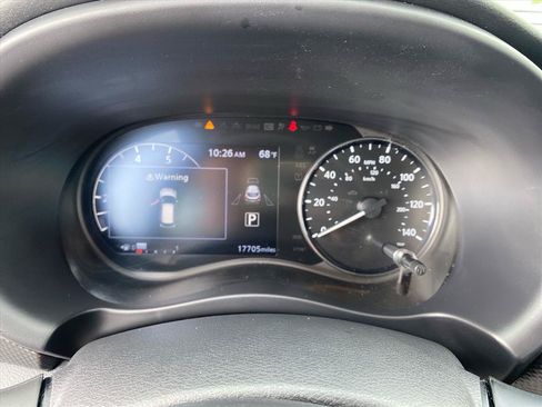 Used 2023 Nissan Kicks SV FWD image 16