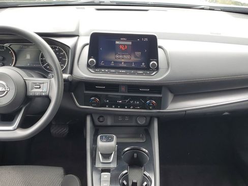 Used 2024 Nissan Rogue SV image 25