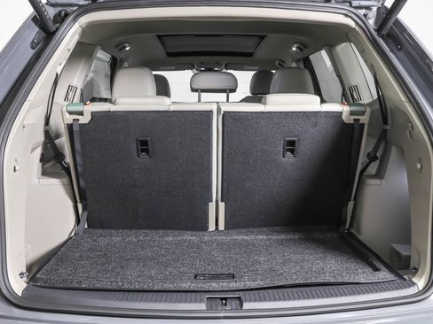 New 2026 Volkswagen Atlas SEL Premium R-Line AWD/4WD image 39