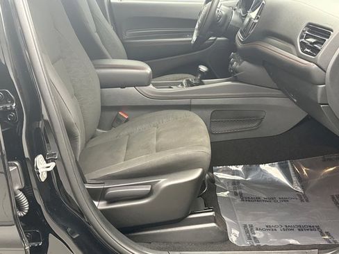 Used 2025 Dodge Durango GT AWD/4WD image 17