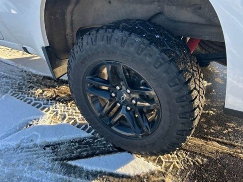 Used 2023 Chevrolet Silverado 1500 LT Trail Boss w/ Protection Package image 10