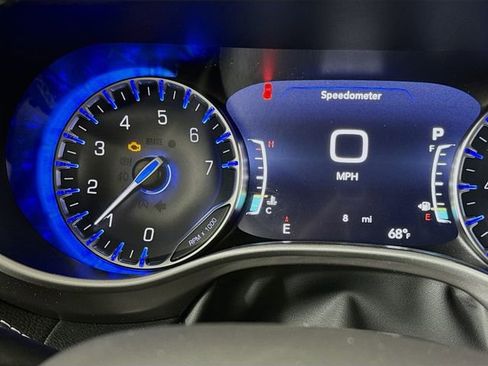 New 2026 Chrysler Pacifica Select image 12