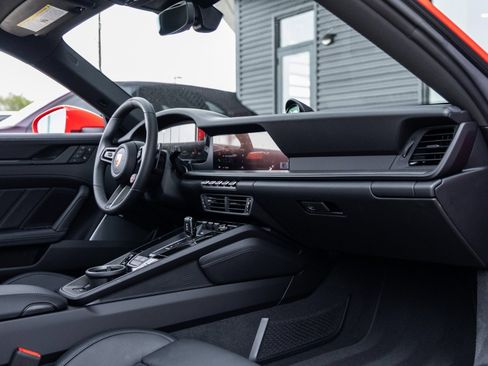 Certified 2026 Porsche 911 Carrera 4S AWD/4WD image 38