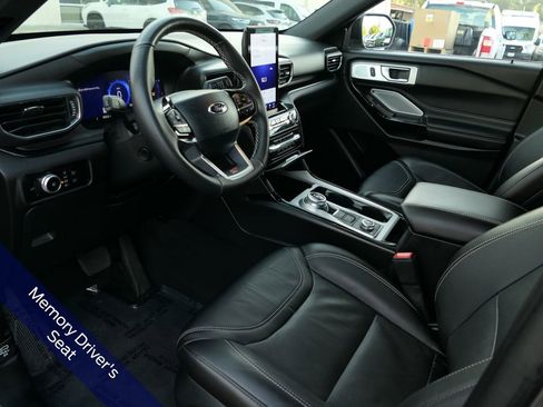 Used 2023 Ford Explorer ST w/ Equipment Group 401A image 12