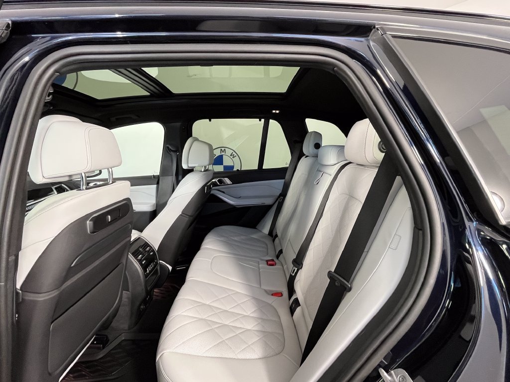 Used 2025 BMW X5 xDrive40i w/ Executive Package AWD/4WD image 22