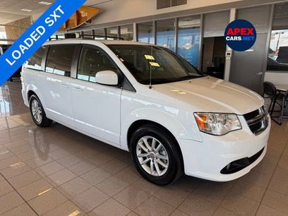 Used 2018 Dodge Grand Caravan SXT w/ Driver Convenience Group