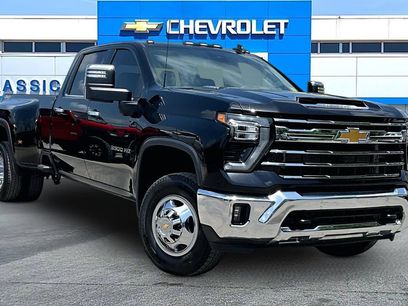 Used 2025 Chevrolet Silverado 3500 LTZ w/ LTZ Convenience Package