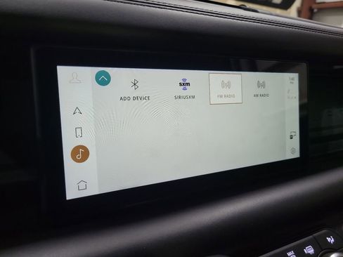 Used 2020 Land Rover Defender 110 X image 30