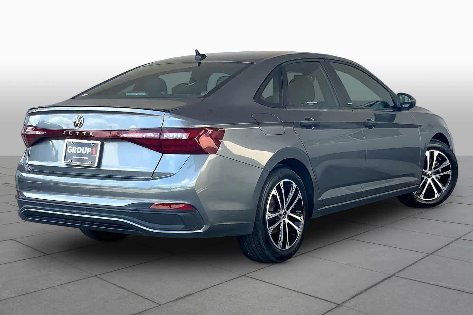 Used 2026 Volkswagen Jetta Sport FWD image 13