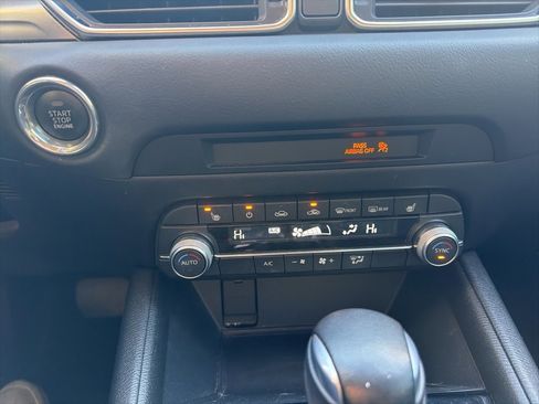 Used 2020 MAZDA CX-5 Touring image 12