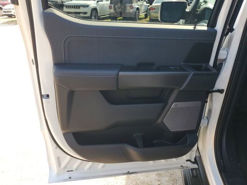 New 2025 Ford F150 Lariat w/ Equipment Group 501A Mid image 28