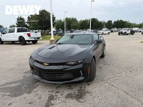 Used 2016 Chevrolet Camaro LT RWD image 5