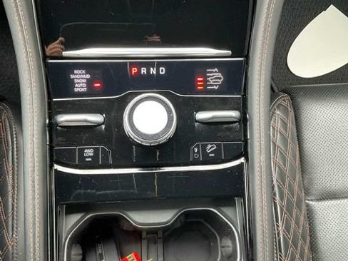 Used 2024 Jeep Grand Cherokee Summit AWD/4WD image 32