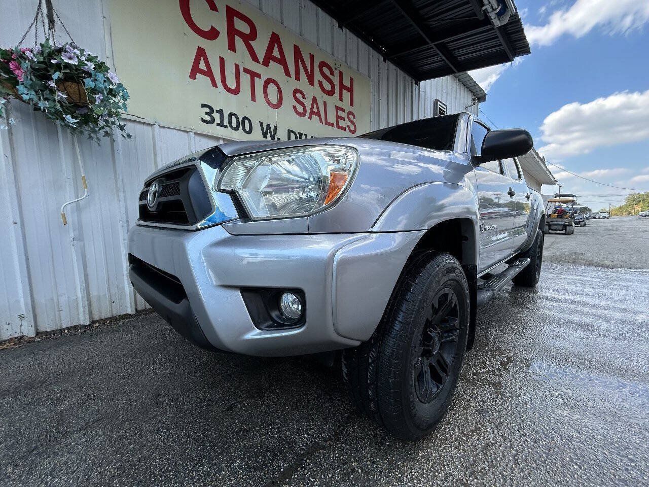 Used 2015 Toyota Tacoma PreRunner w/ SR5 Package RWD image 25