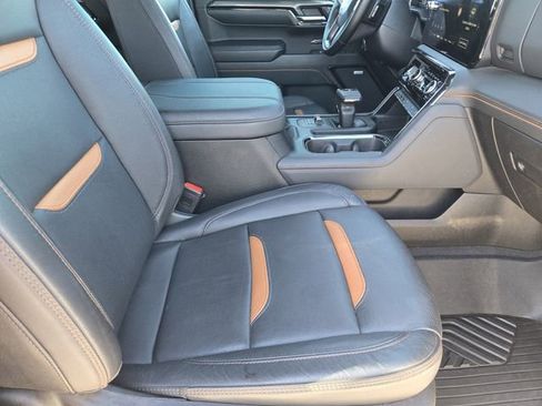 Used 2024 GMC Sierra 1500 AT4 w/ Technology Package image 15