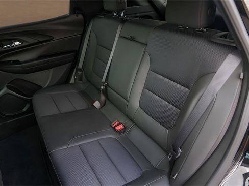 Used 2021 Chevrolet TrailBlazer RS w/ Technology Package image 25