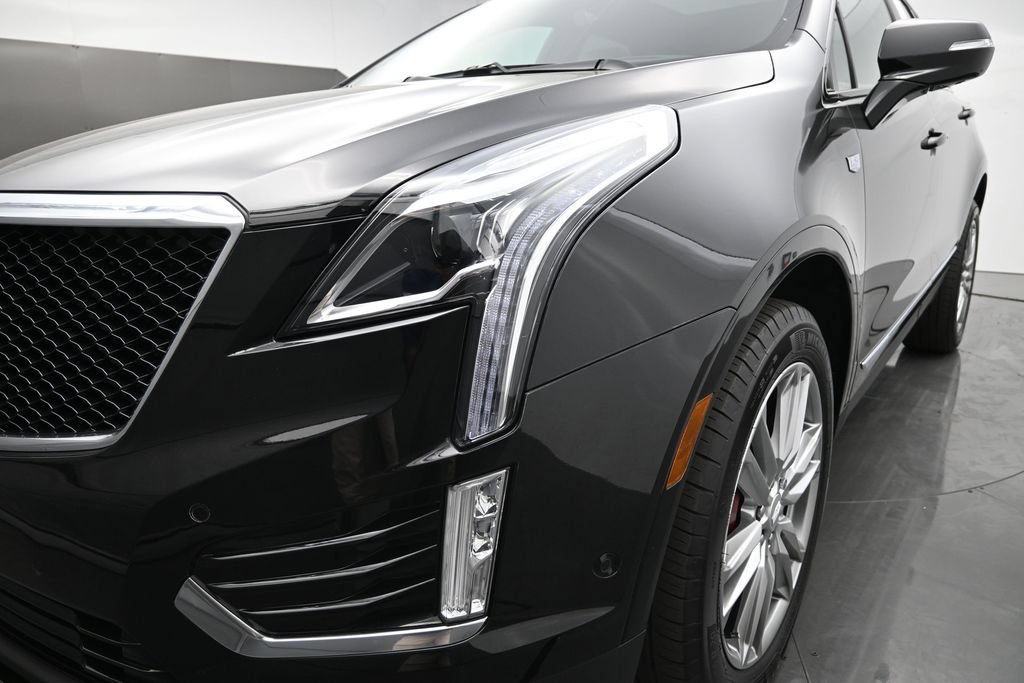 Certified 2023 Cadillac XT5 Sportv w/ Technology Package AWD/4WD image 38