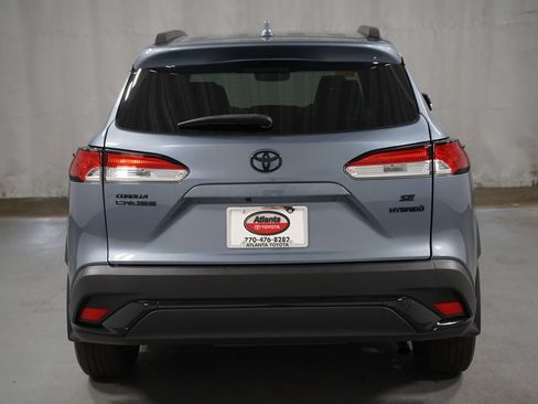Used 2024 Toyota Corolla Cross AWD Hybrid image 7