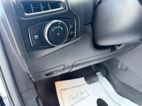 Used 2013 Ford Focus SE FWD image 38