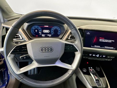 Used 2024 Audi Q4 e-tron Premium w/ Convenience Package image 10